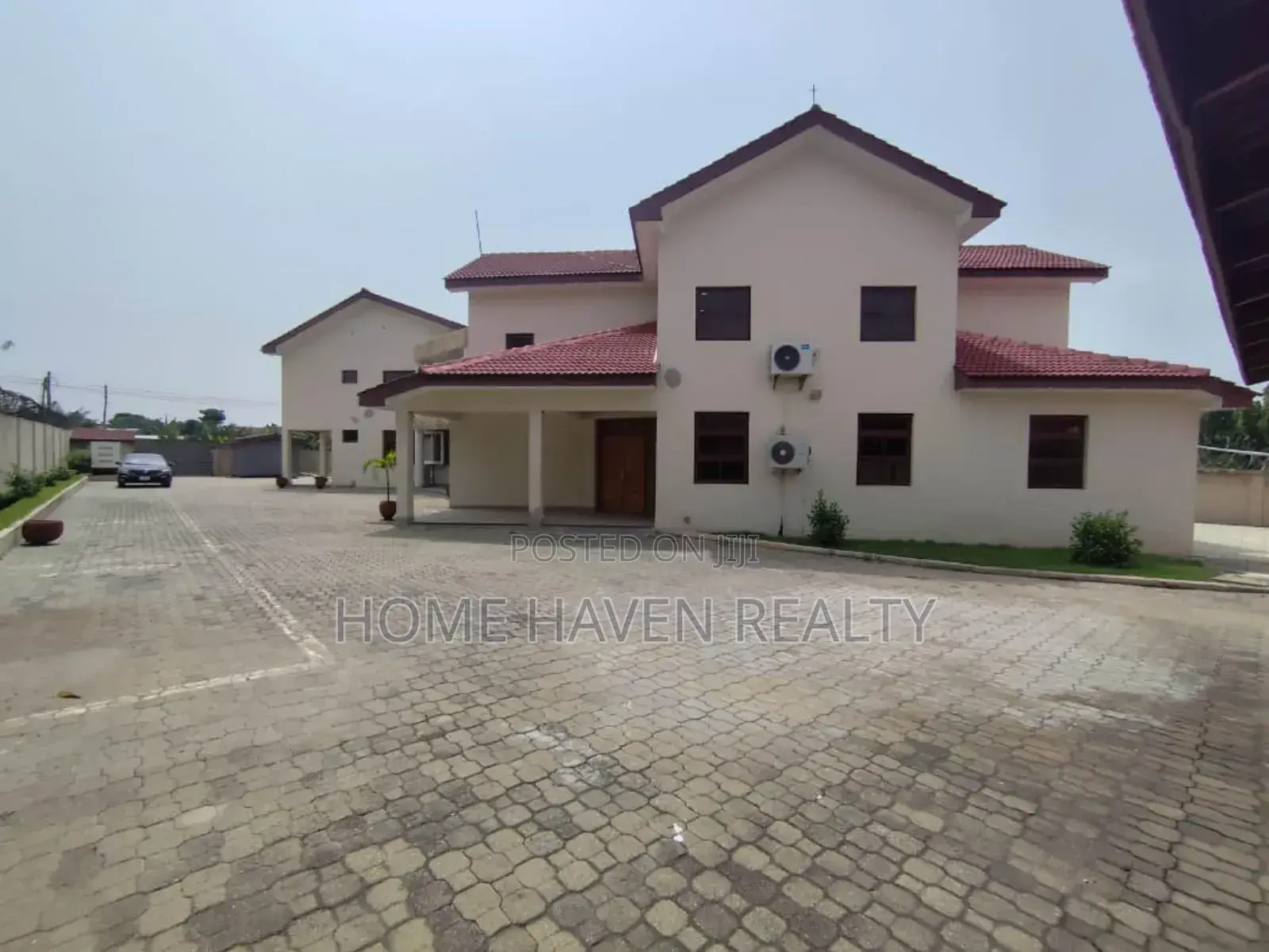 15bdrm House in Roman Ridge for rent