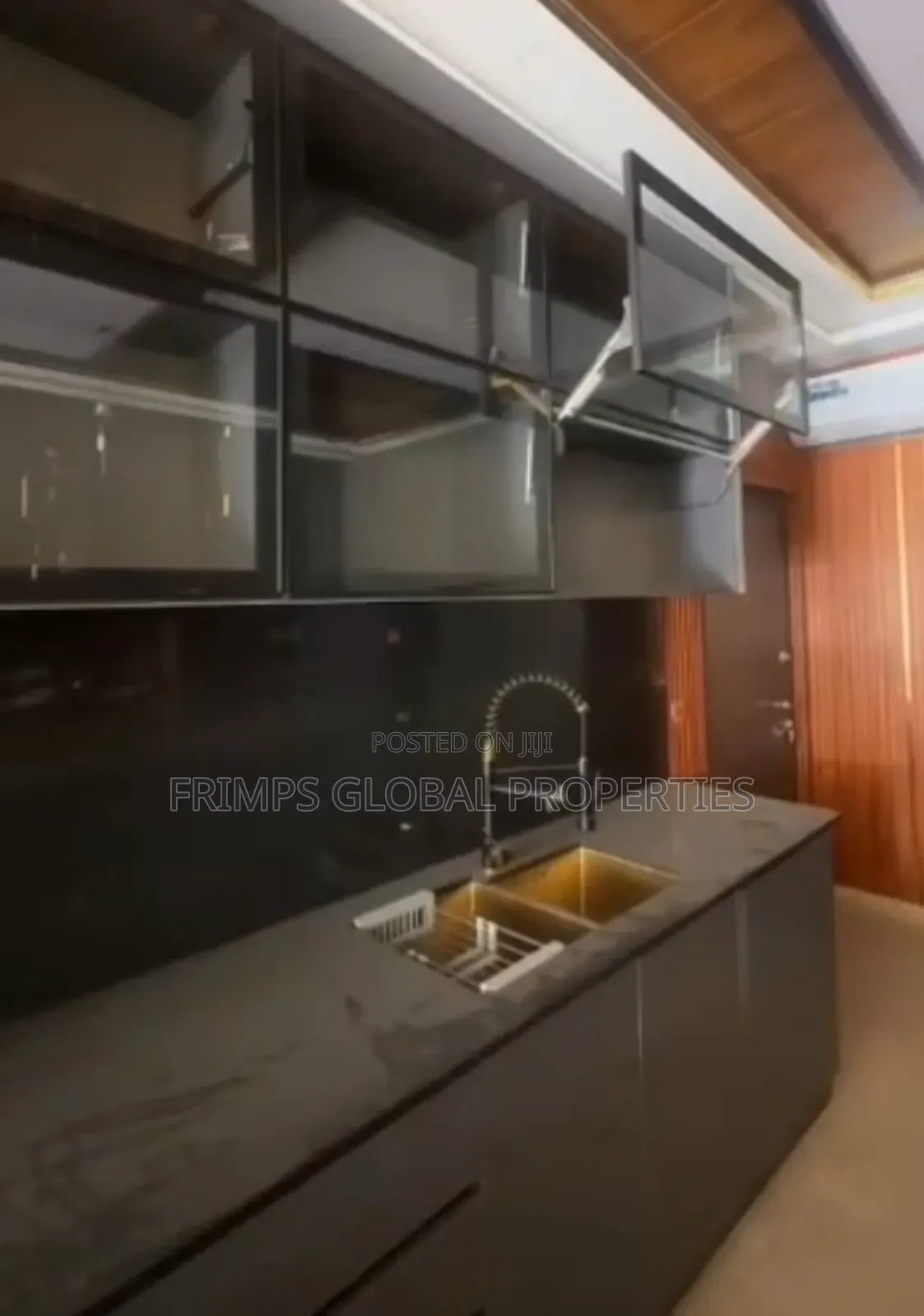 4bdrm House in East Legon for sale