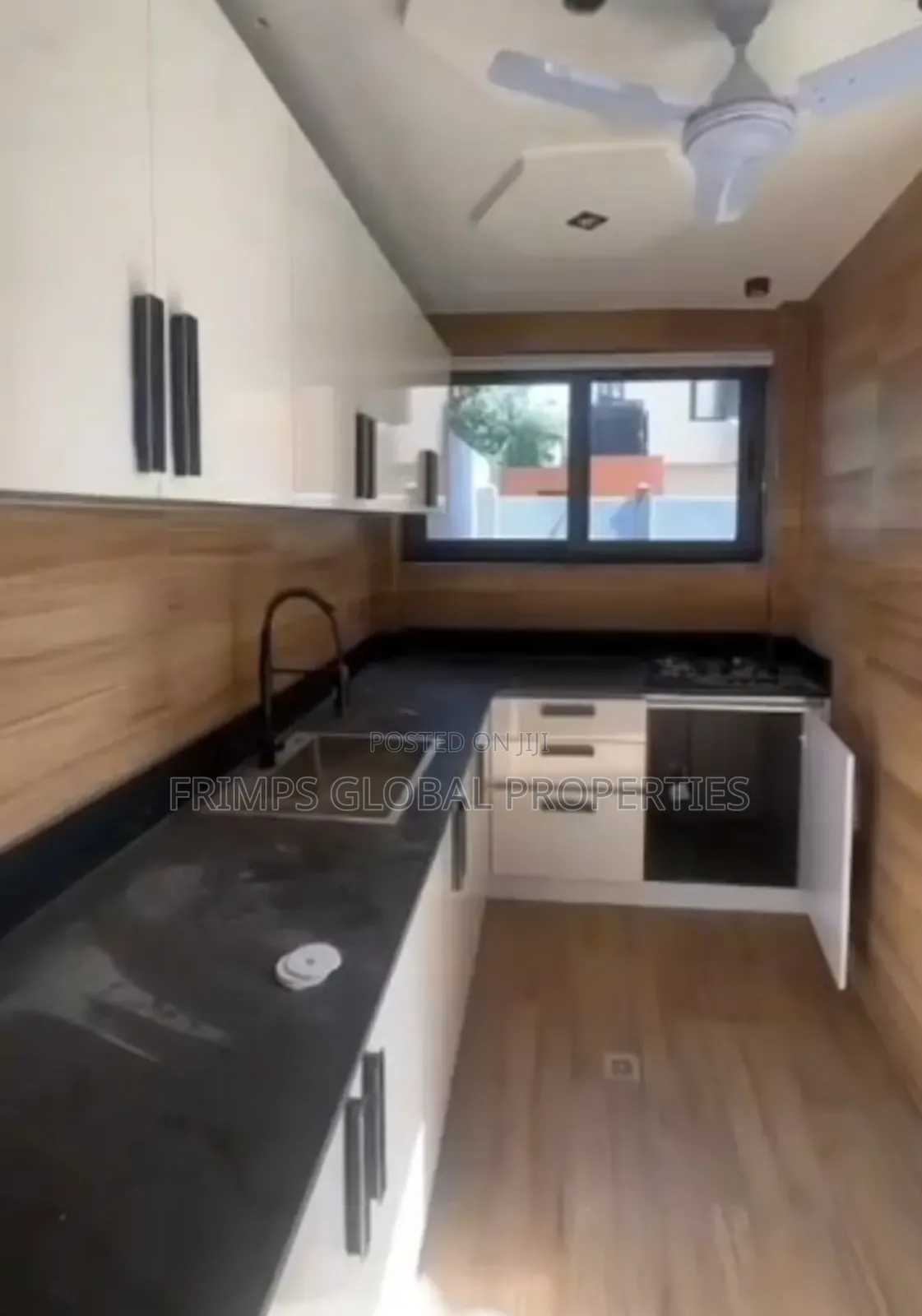 4bdrm House in East Legon for sale