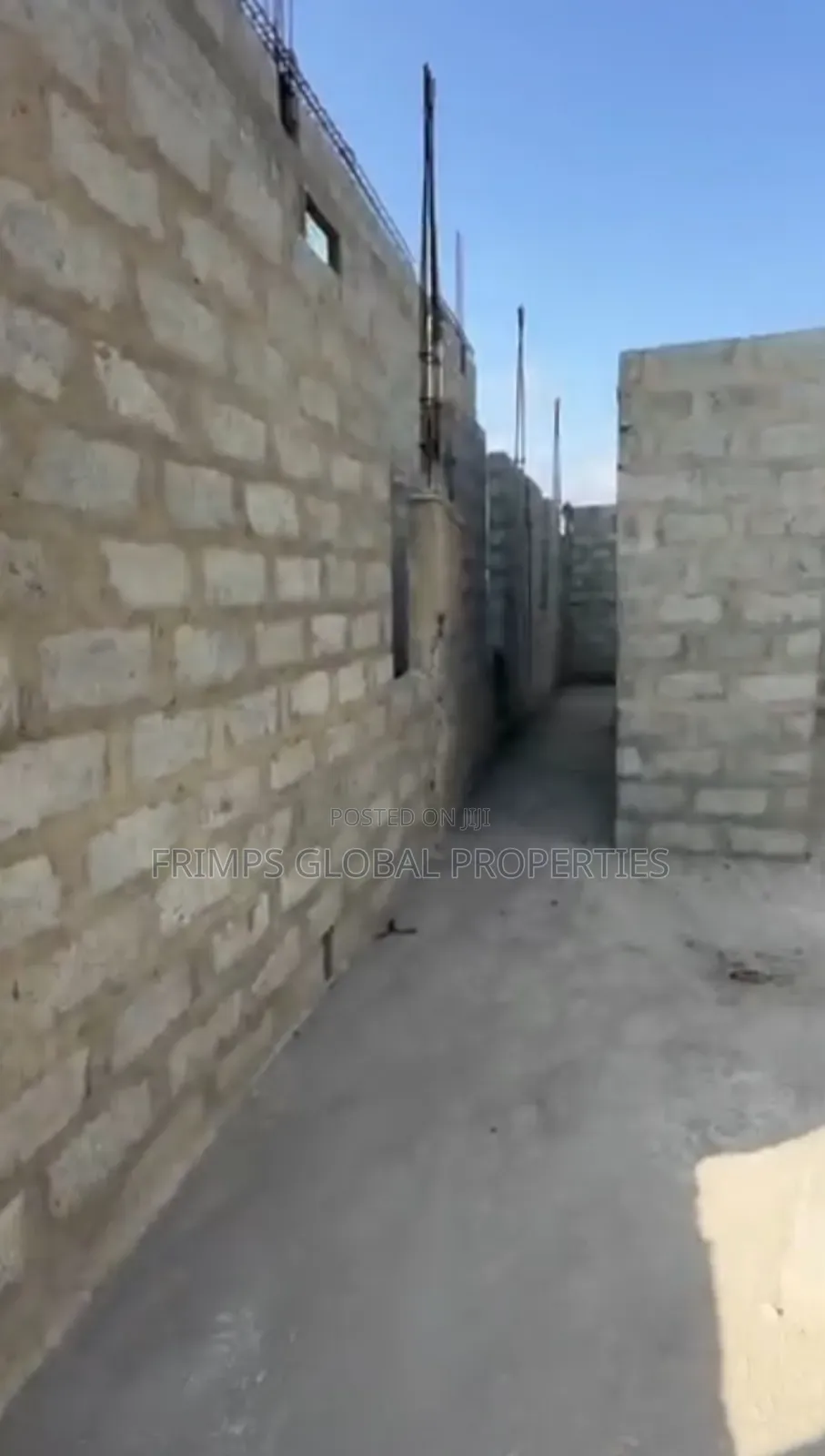 6bdrm House in Adenta for sale