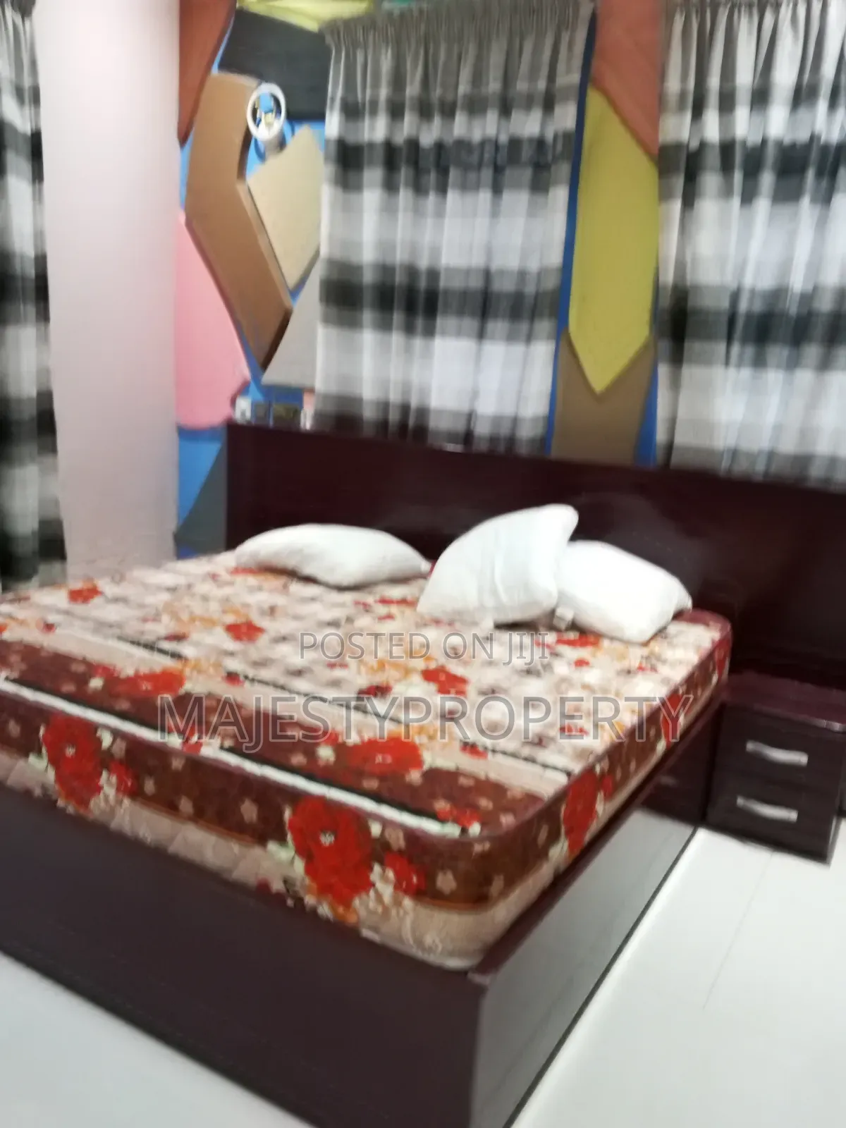 5bdrm Townhouse / Terrace in Community 18, Spintex for rent