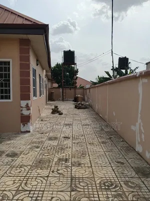 3bdrm House in Ya Estates, Oyarifa for rent