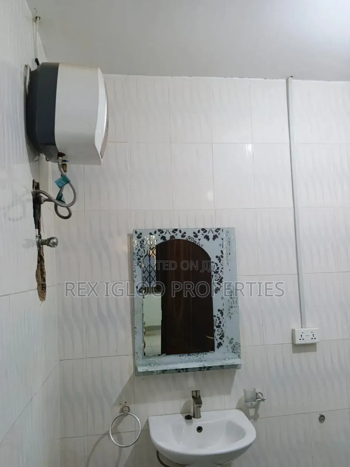 4bdrm House in Kwabenya Franco, Accra Metropolitan for rent