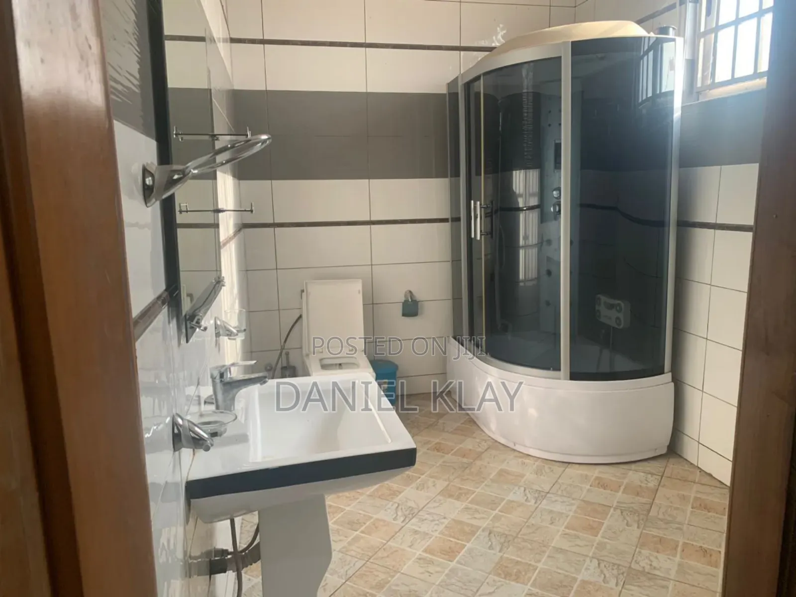 Furnished 3bdrm Apartment in Lucky Ocean, Ghana Flag for rent