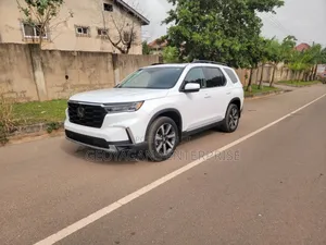 Honda Pilot Elite AWD 2024 White