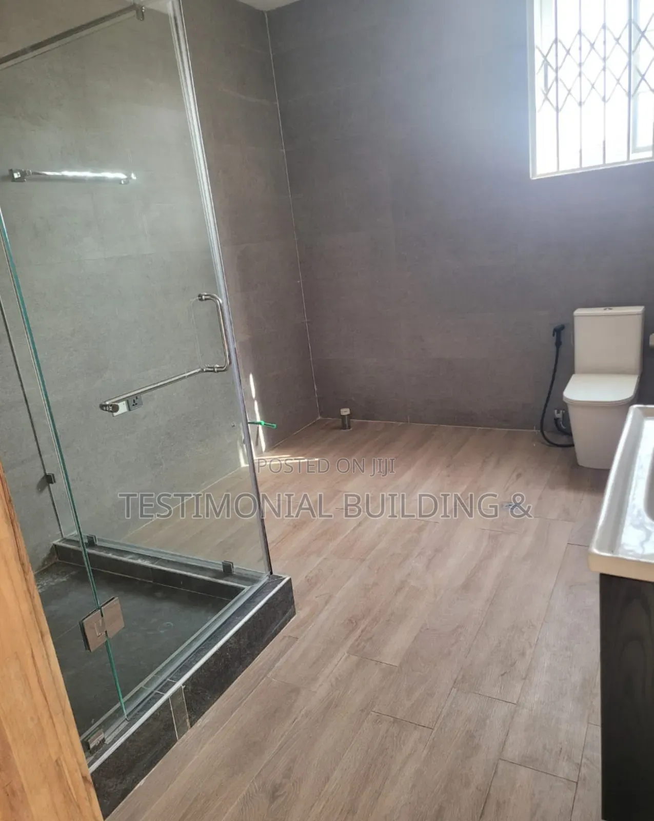 7bdrm House in Testimonial Building, East Legon for rent