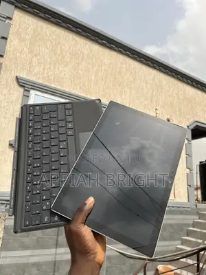 Laptop Microsoft Surface Pro 5 8GB Intel Core i5 SSD 256GB