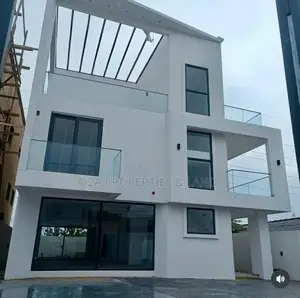 4bdrm House in Adjiringanor, Ability for sale