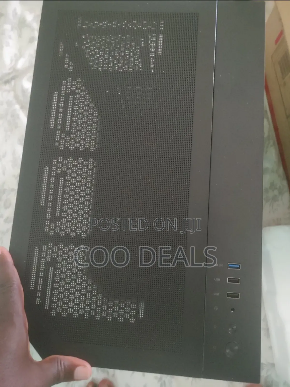 Acrylic Plexiglass Stylish Gaming PC Case 7 ARGB Fan + Remote