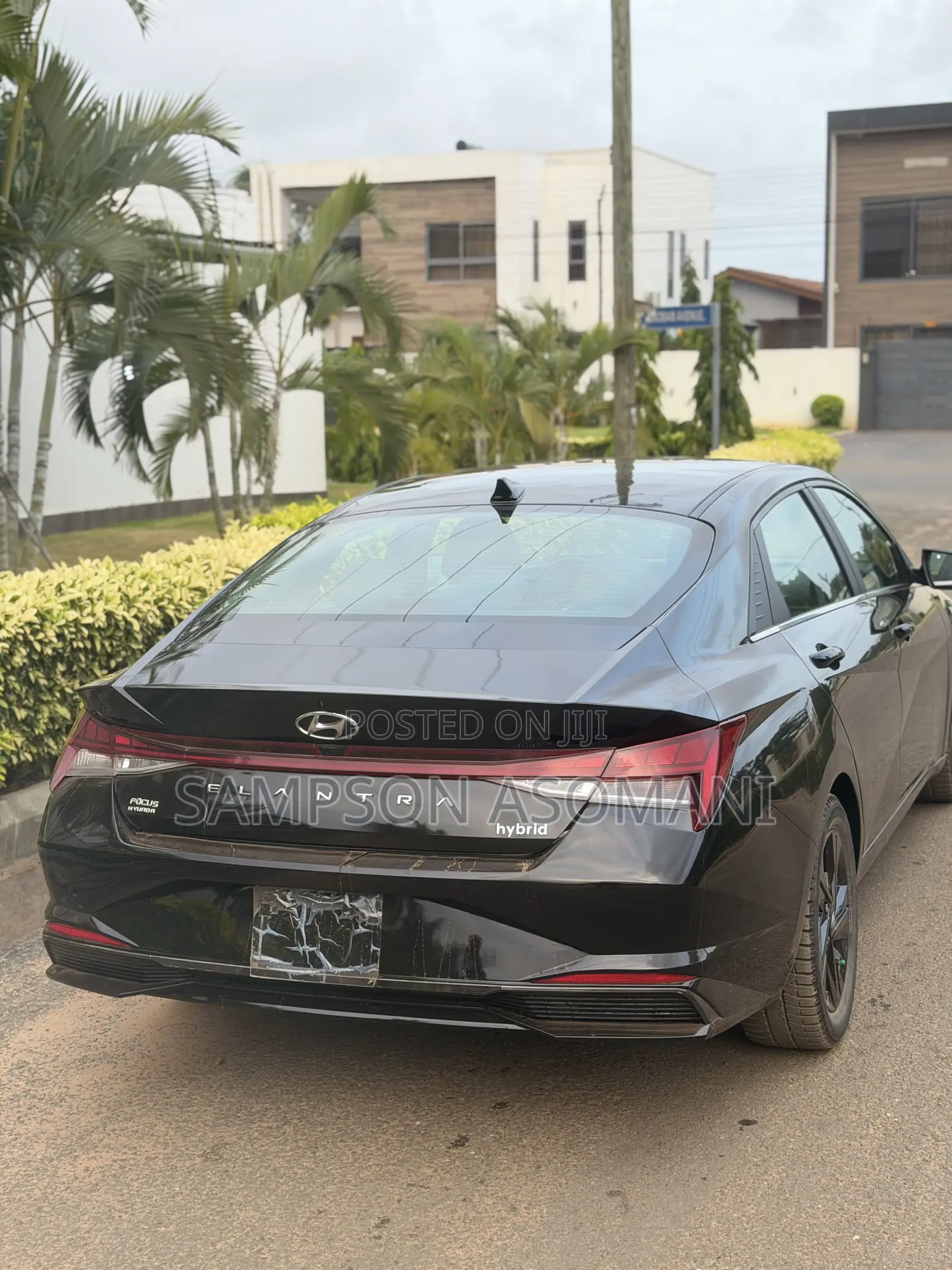 Hyundai Elantra HEV 2022 Black