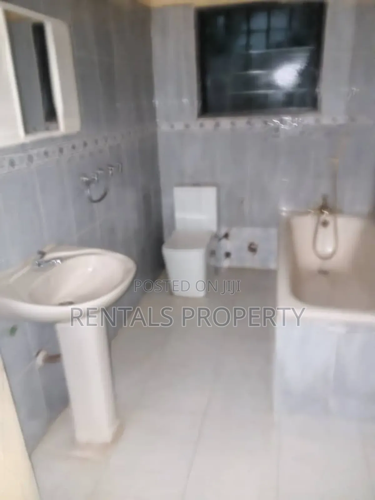6bdrm Mansion in Amrahia for rent