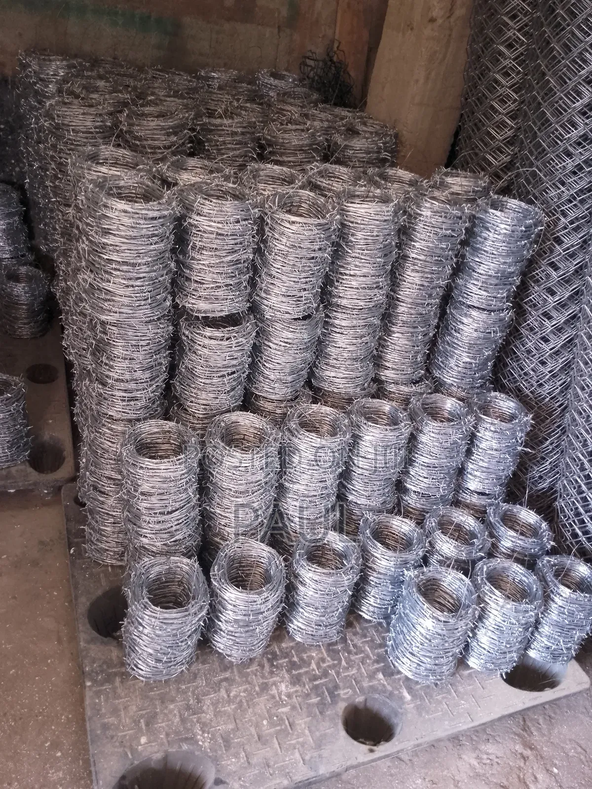 Galvanized Barbwire