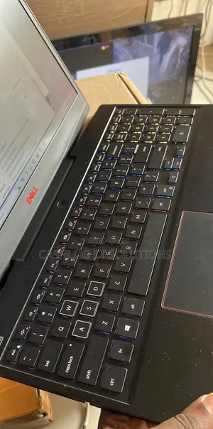 Laptop Dell G3 15 3590 16GB Intel Core i7 SSD 512GB