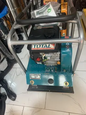 Gasoline Plate Compactor