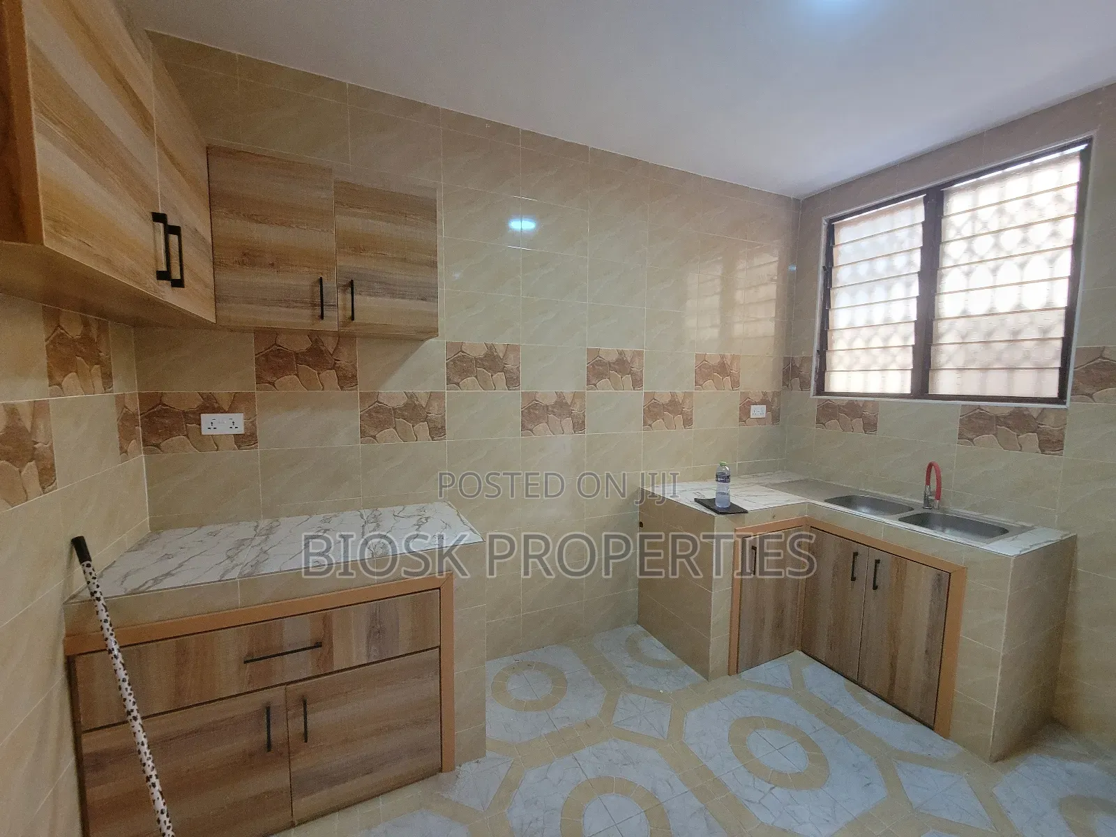 2bdrm Apartment in Biosk Properties, Amrahia for rent