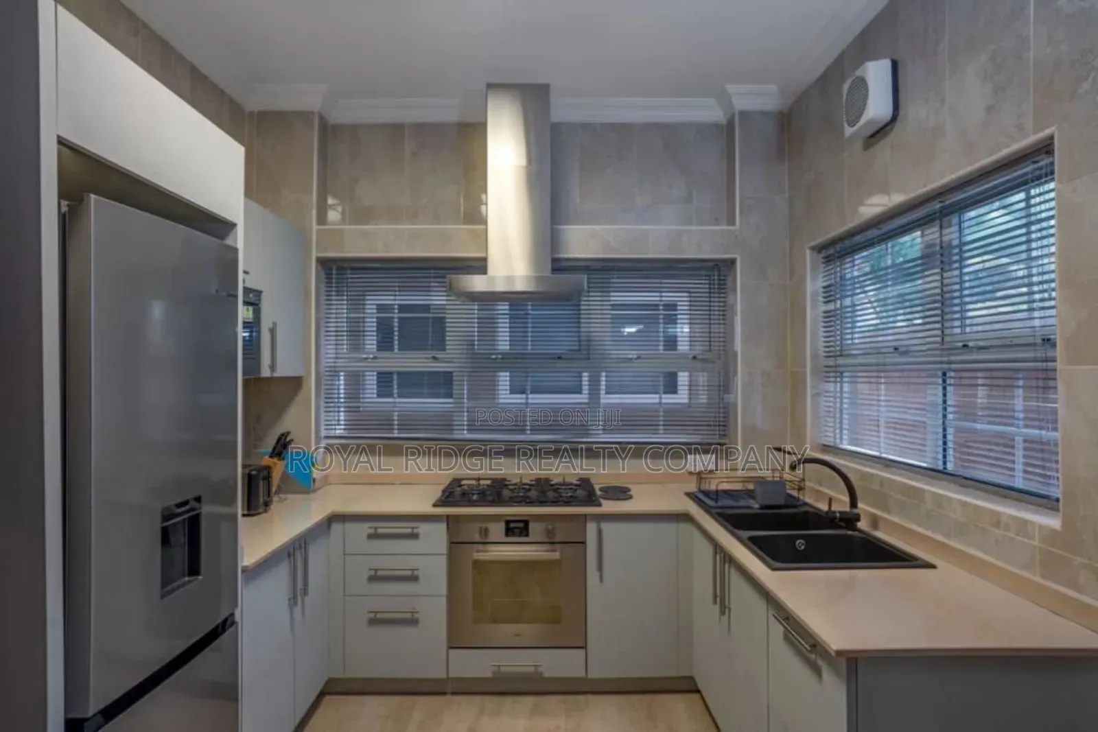 Furnished 3bdrm Townhouse / Terrace for rent