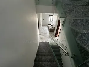 Furnished 4bdrm House in Airport Residential, Accra Metropolitan