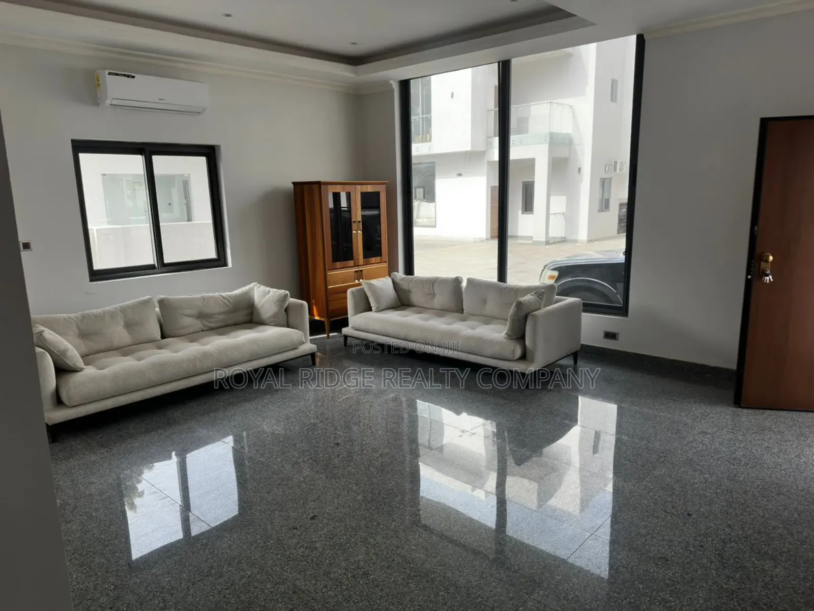 Furnished 4bdrm House in Airport Residential, Accra Metropolitan