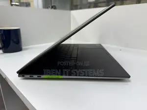 Laptop Dell Precision 5570 32GB Intel Core i9 SSD 1T