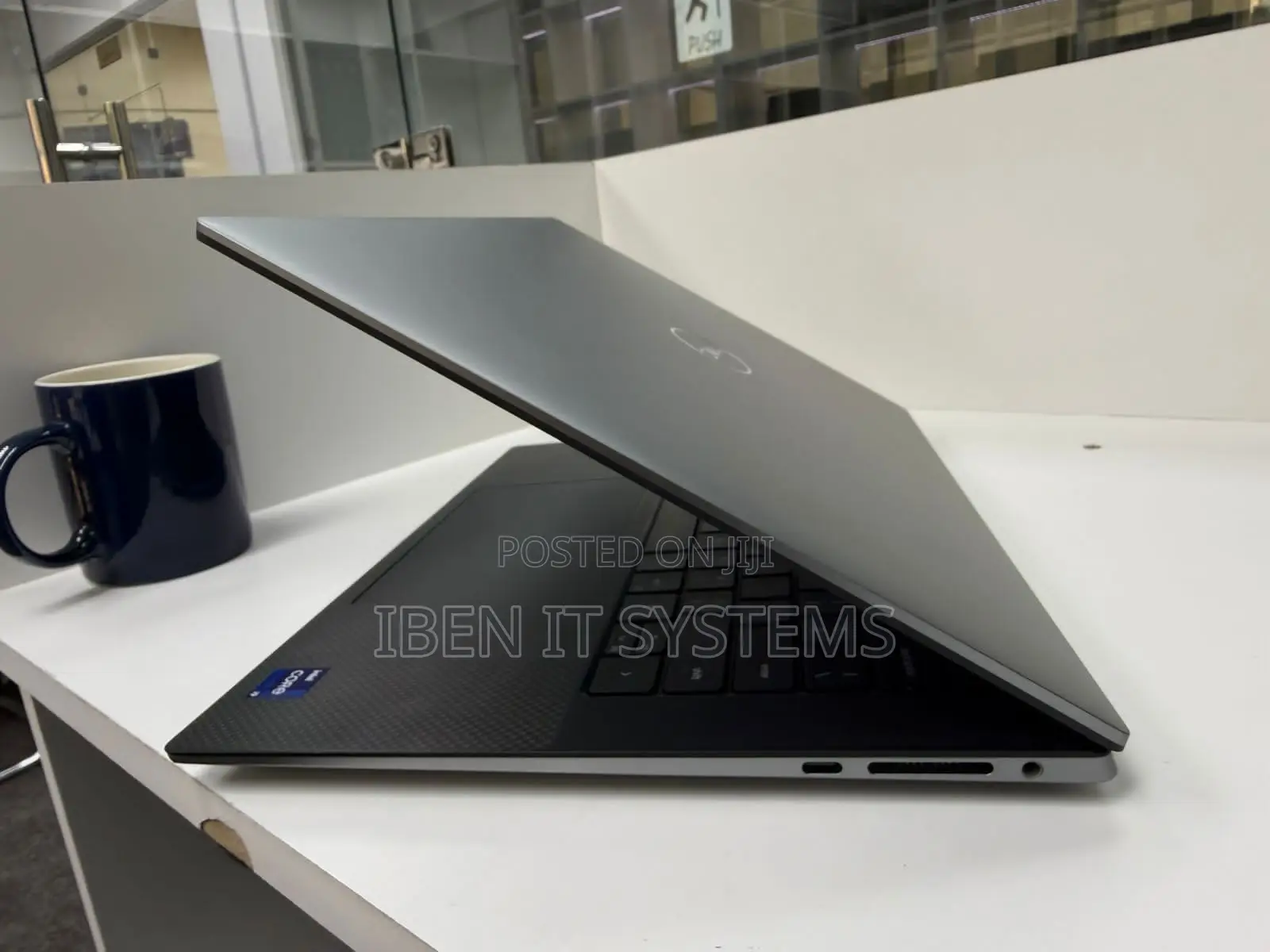 Laptop Dell Precision 5570 32GB Intel Core i9 SSD 1T
