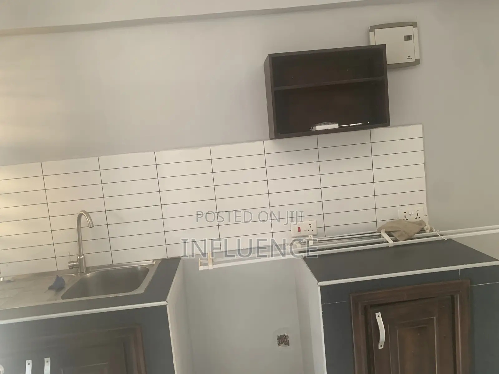 1bdrm Apartment in Lakeside, East Legon for rent