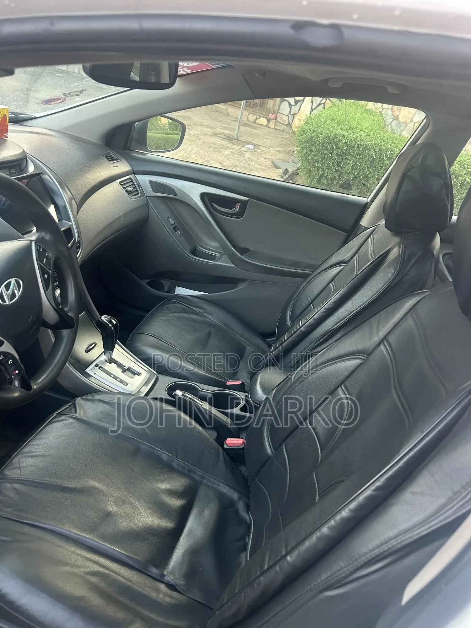 Hyundai Elantra 2013 White