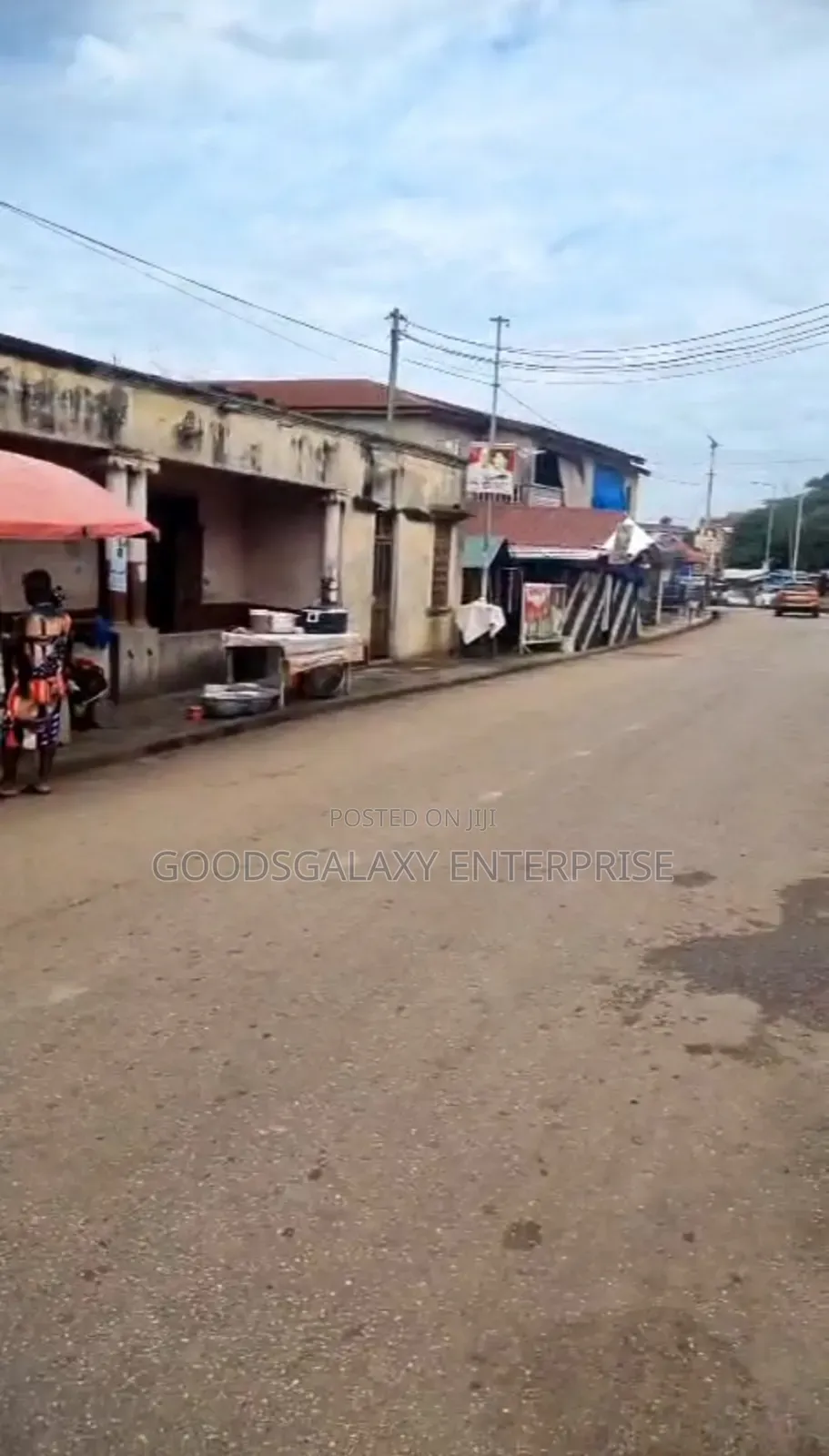 10bdrm House in Kumasi Metropolitan for sale