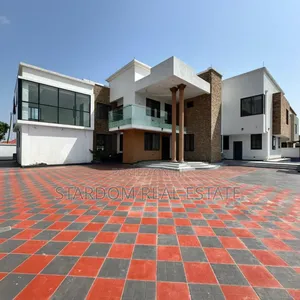 6bdrm Mansion in West Trassaco, East Legon for sale
