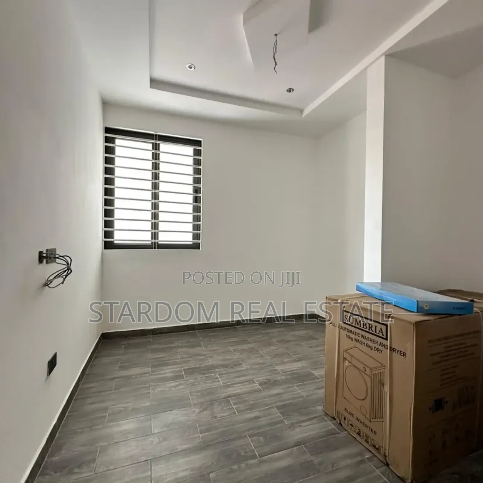 6bdrm Mansion in West Trassaco, East Legon for sale