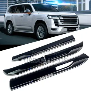 Toyota Land Cruiser Door Side Moulding