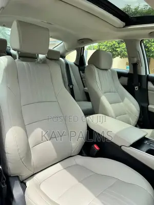 Honda Accord EX-L (2.0L 4cyl Turbo 10A) 2019 White
