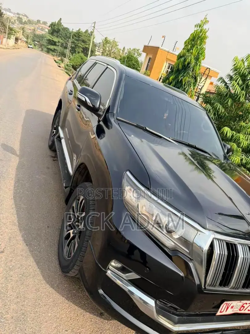 Toyota Land Cruiser Prado 2.8 D-4D 2016 Black