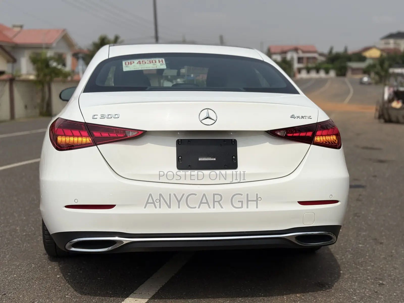 Mercedes-Benz C300 2024 White
