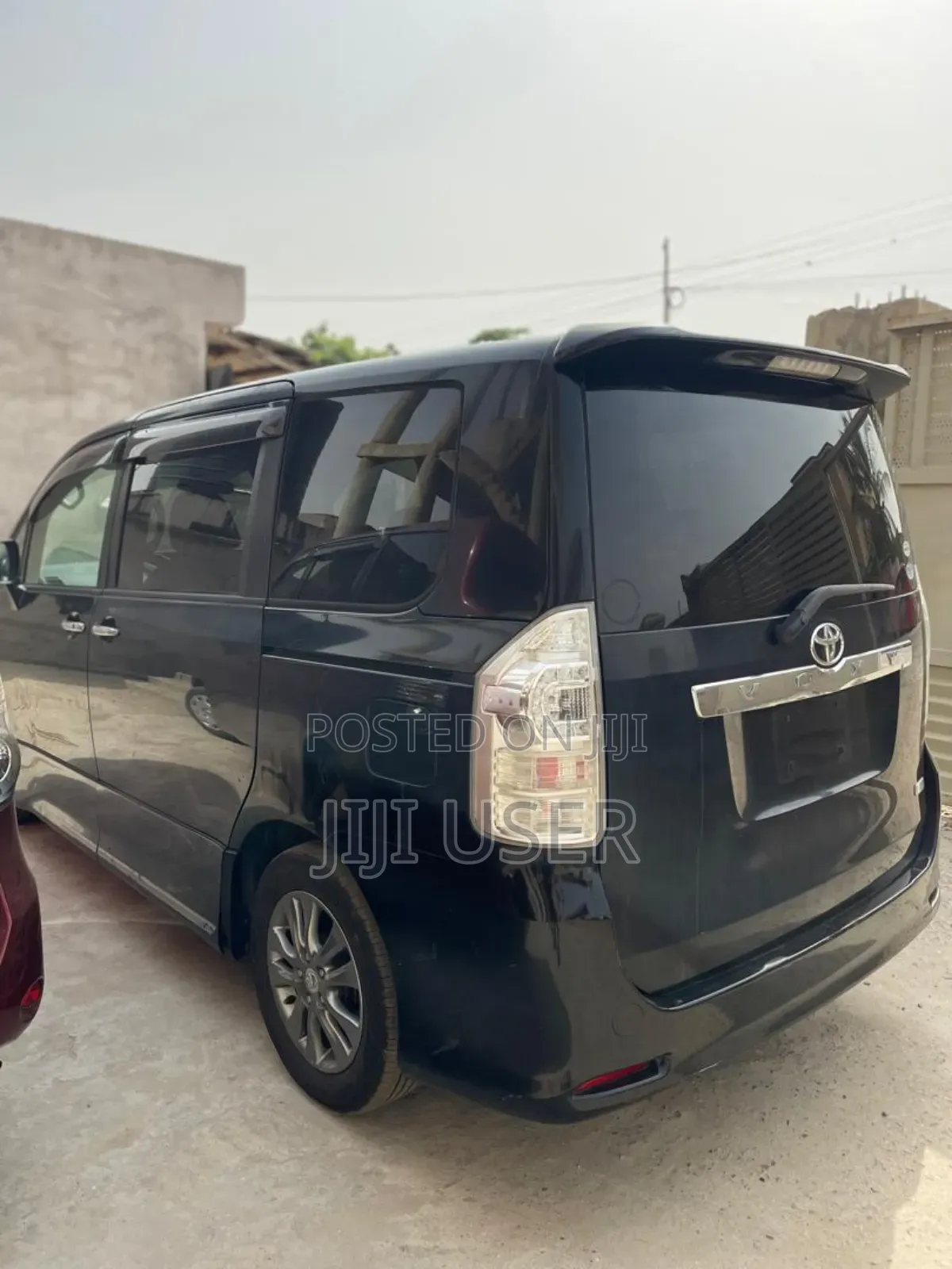 Toyota Voxy 2012 Black