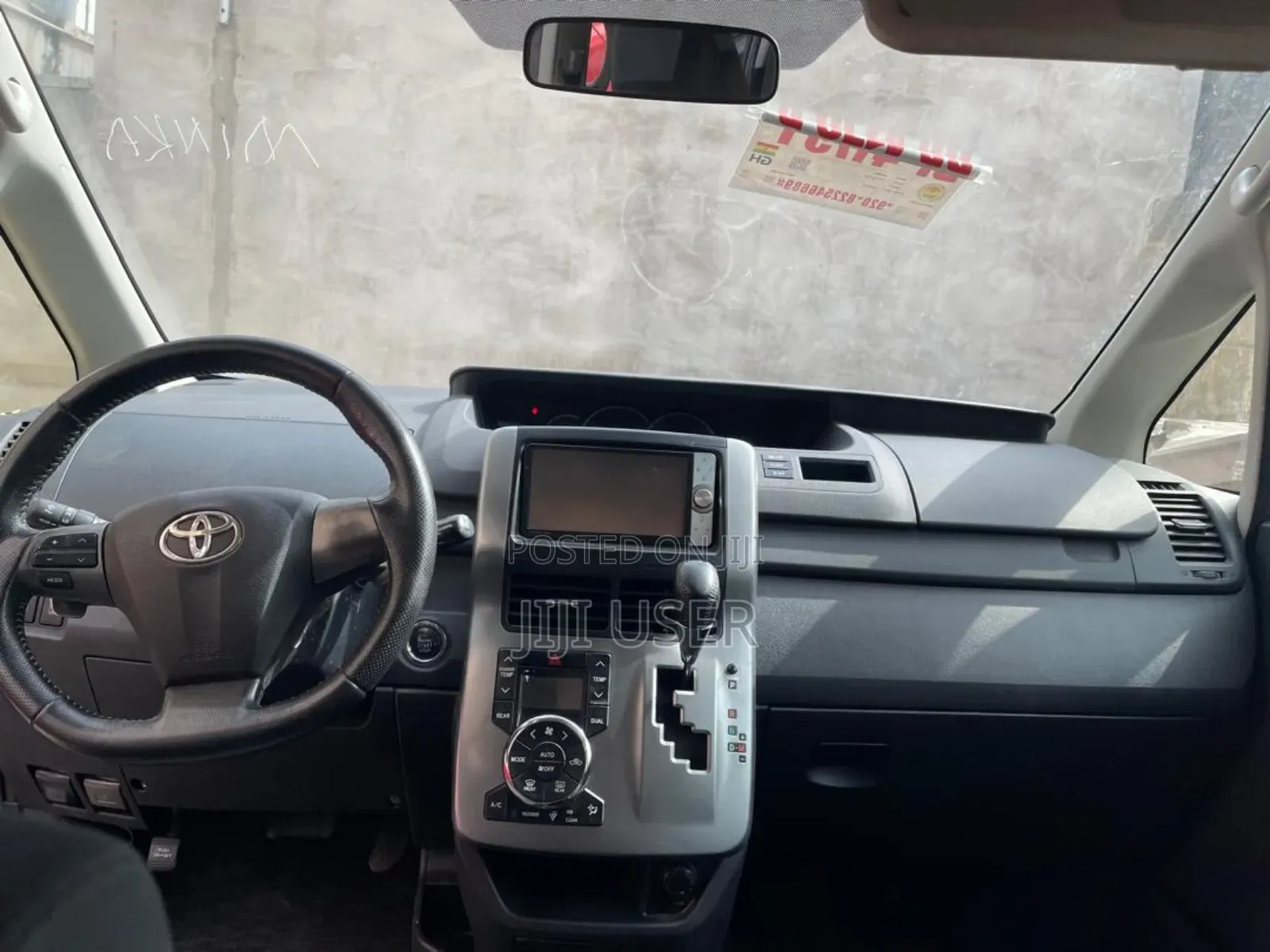 Toyota Voxy 2012 Black