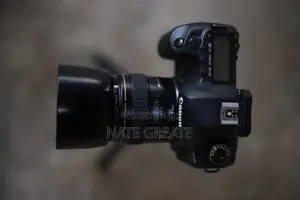 Canon 5d Mark 2 With 85mm 1.8
