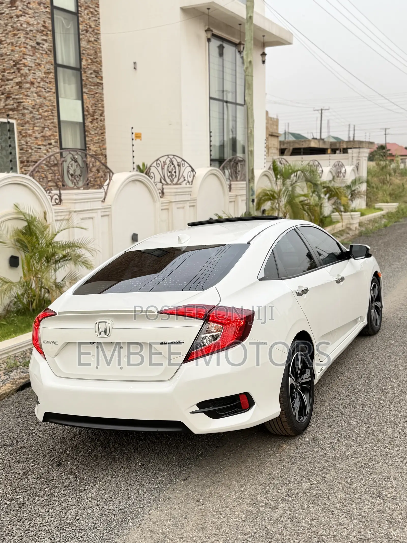 Honda Civic Touring Sedan 2018 White