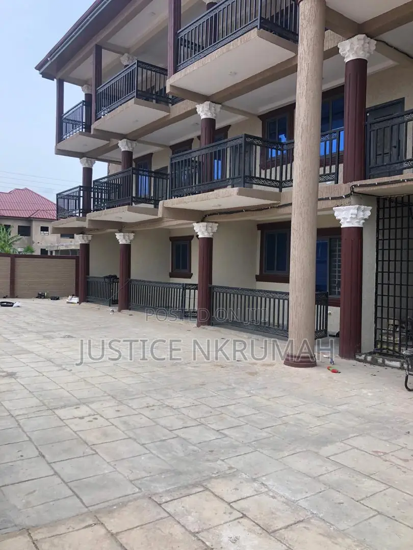 1bdrm Apartment in Mr Justice Estate, Bortiano for rent