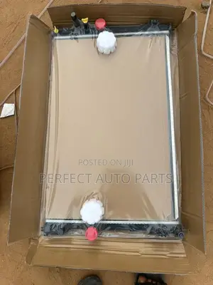 Rav 4 2019 2020 2021 2022 2023 2024 Hybrid Radiator / Water Tank