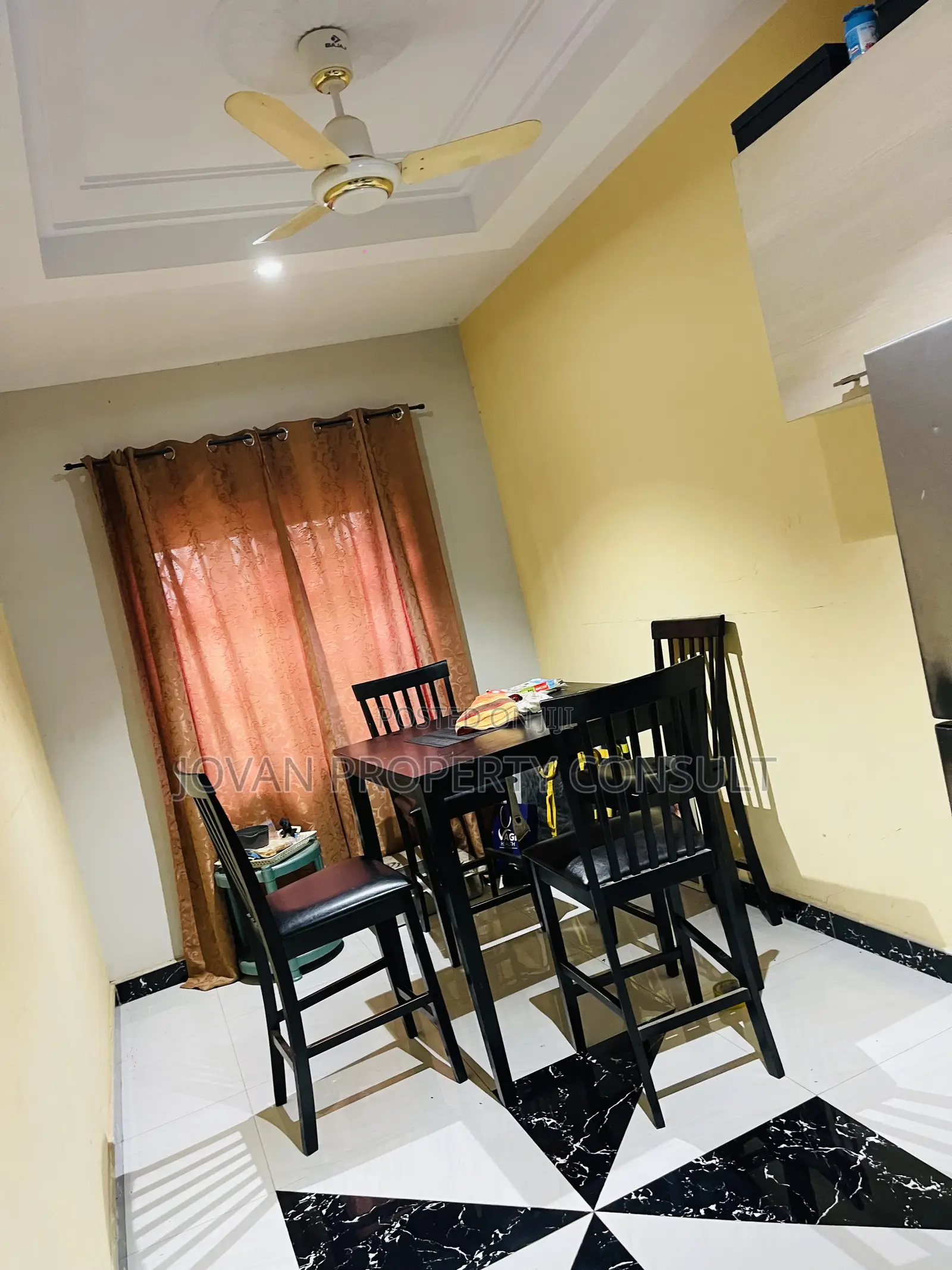3bdrm House in Obeyeyie, Ga West Municipal for rent