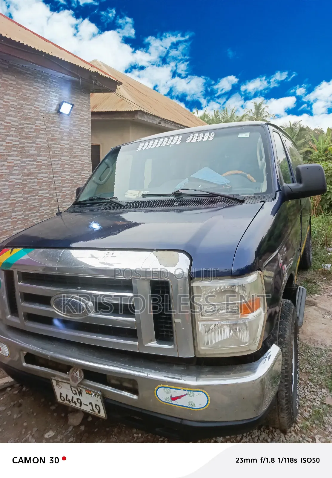 Ford E350 2010 Blue