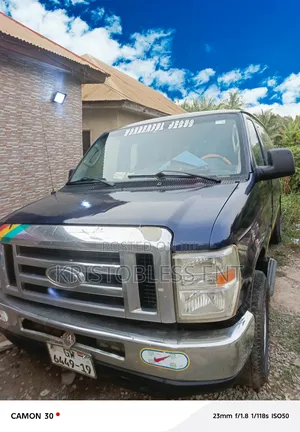 Ford E350 2010 Blue