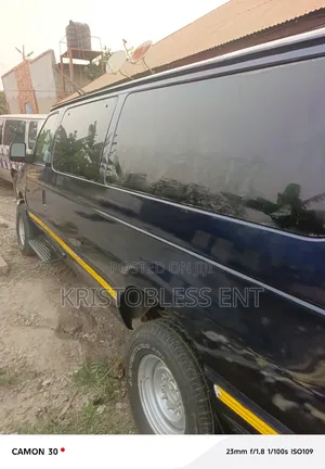 Ford E350 2010 Blue