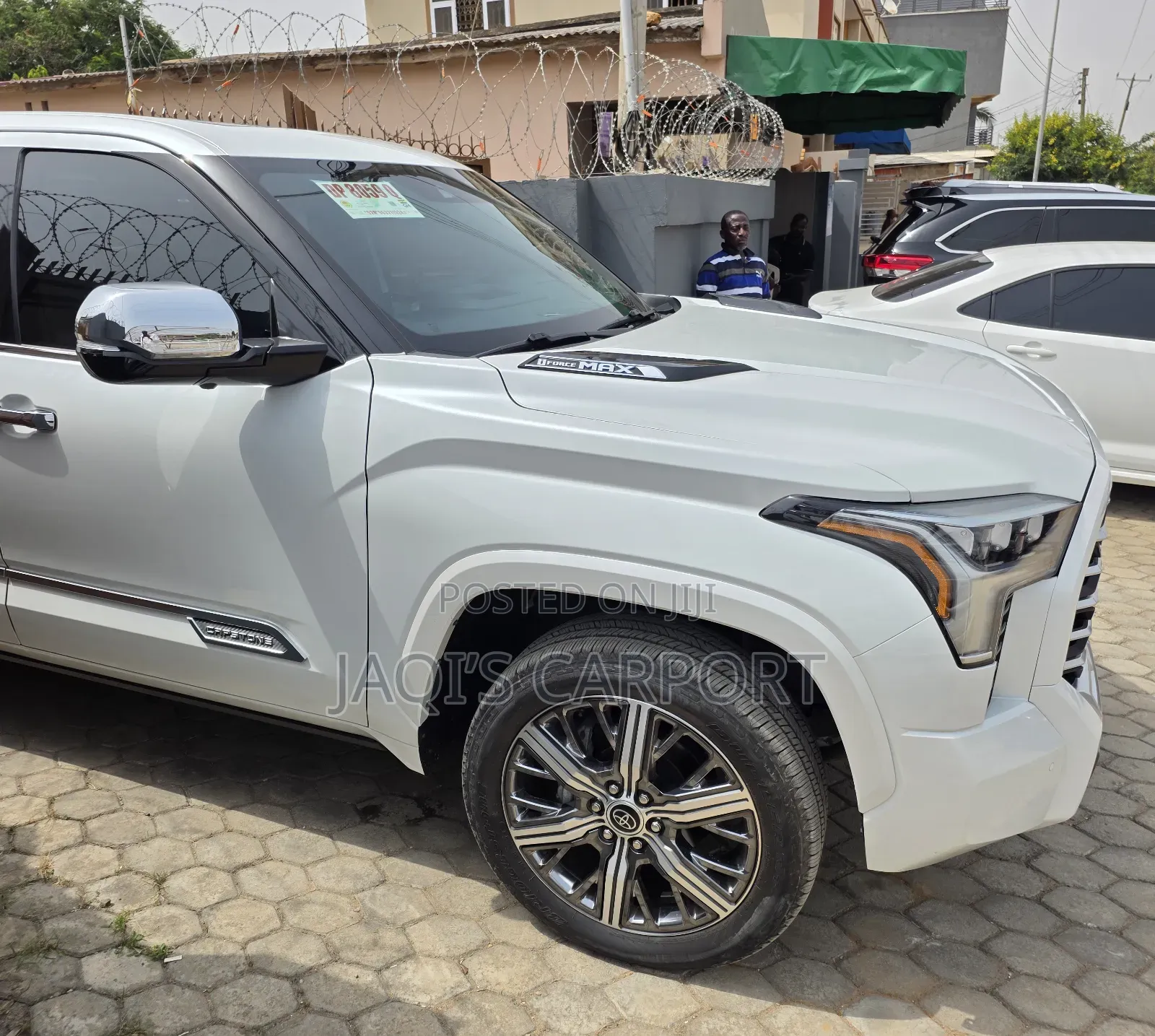 Toyota Tundra 2023 White