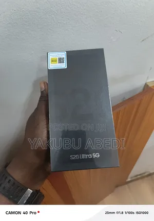 New Samsung Galaxy S20 Ultra 128 GB Black
