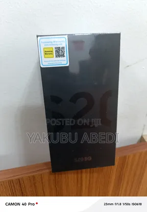 New Samsung Galaxy S20 128 GB Black