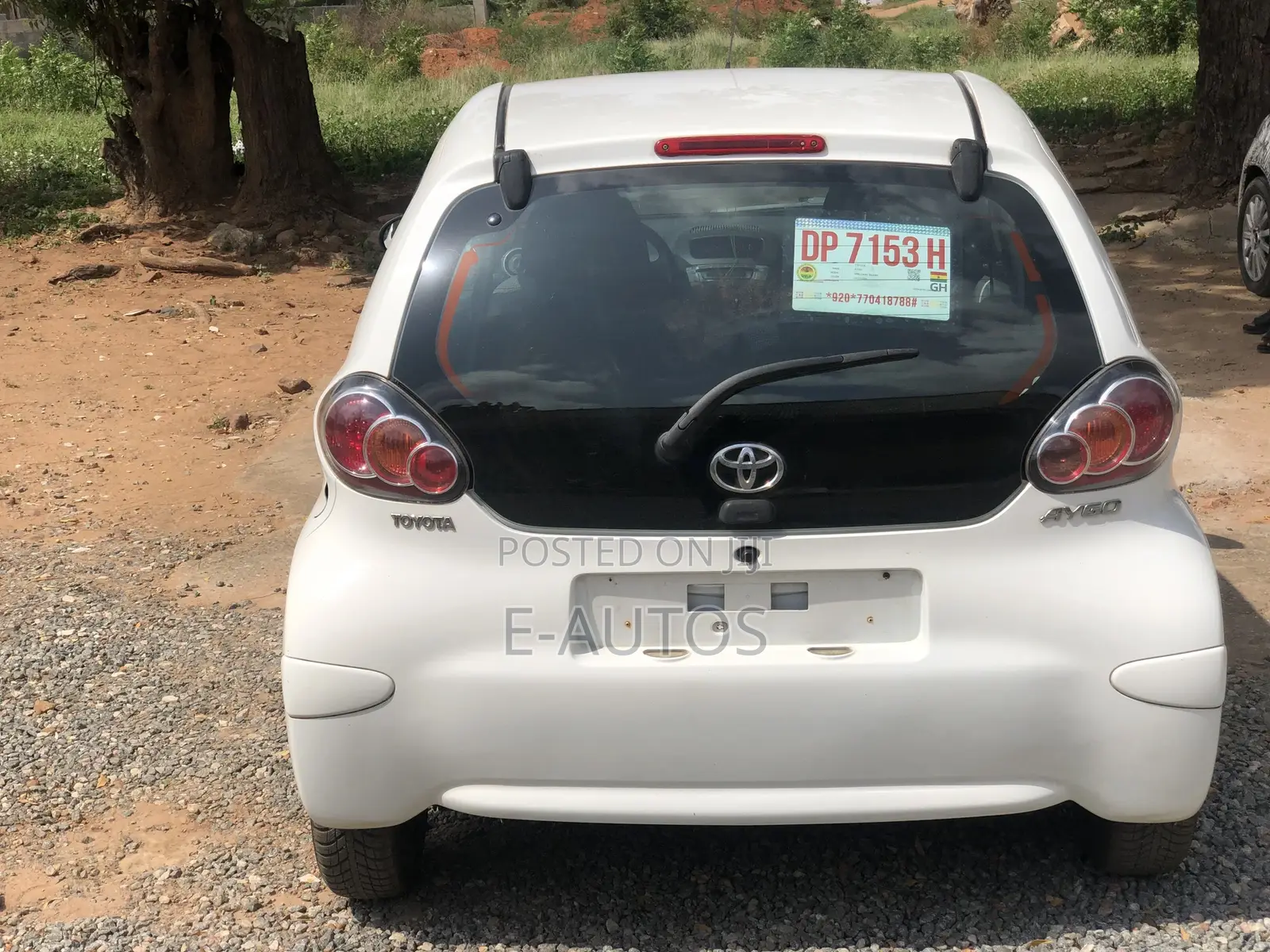 Toyota Aygo 1.0 5-Door 2012 White