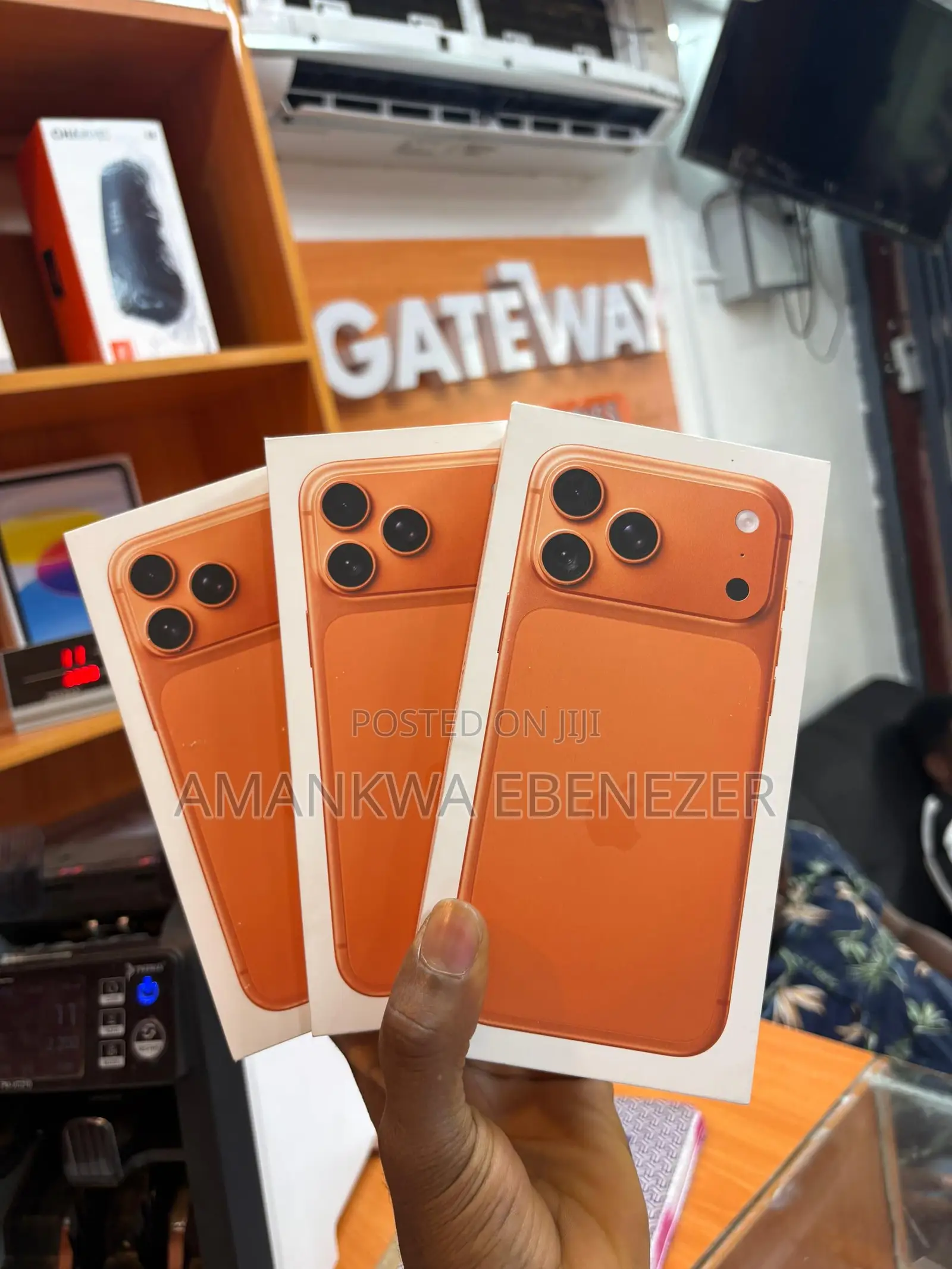 New Apple iPhone 17 Pro Max 256 GB Orange