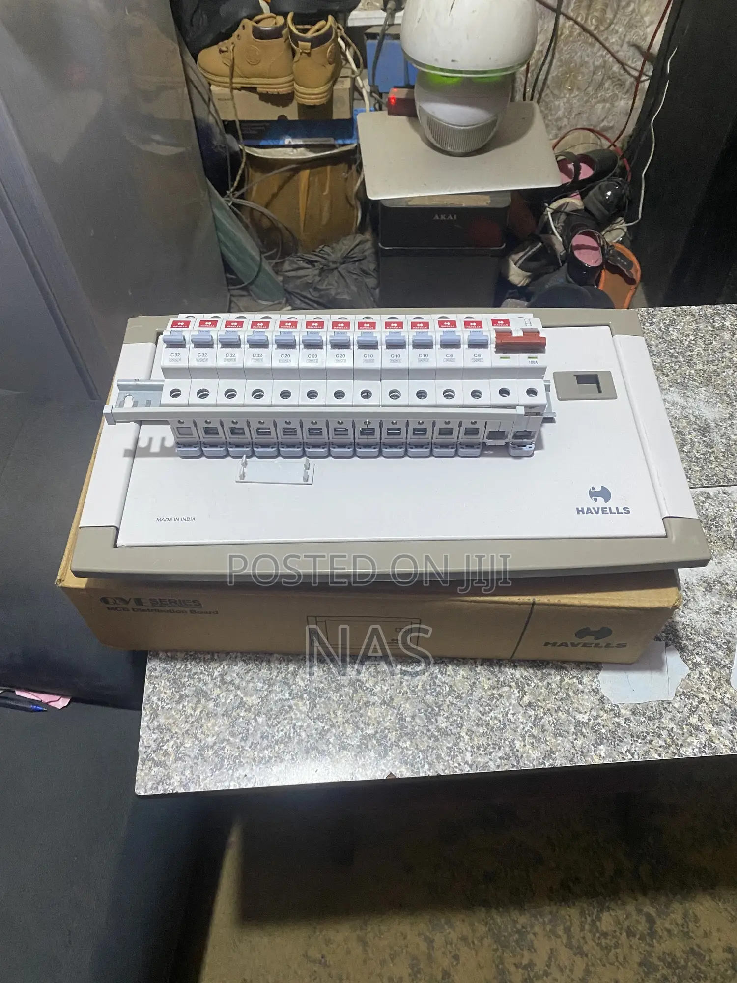 Havell 12ways Single Phase Board Distributor
