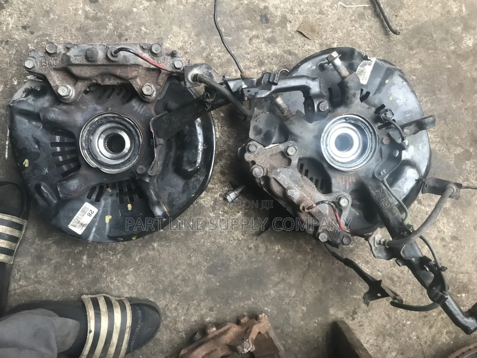 Toyota Tacoma 2008 Front Hub Pair